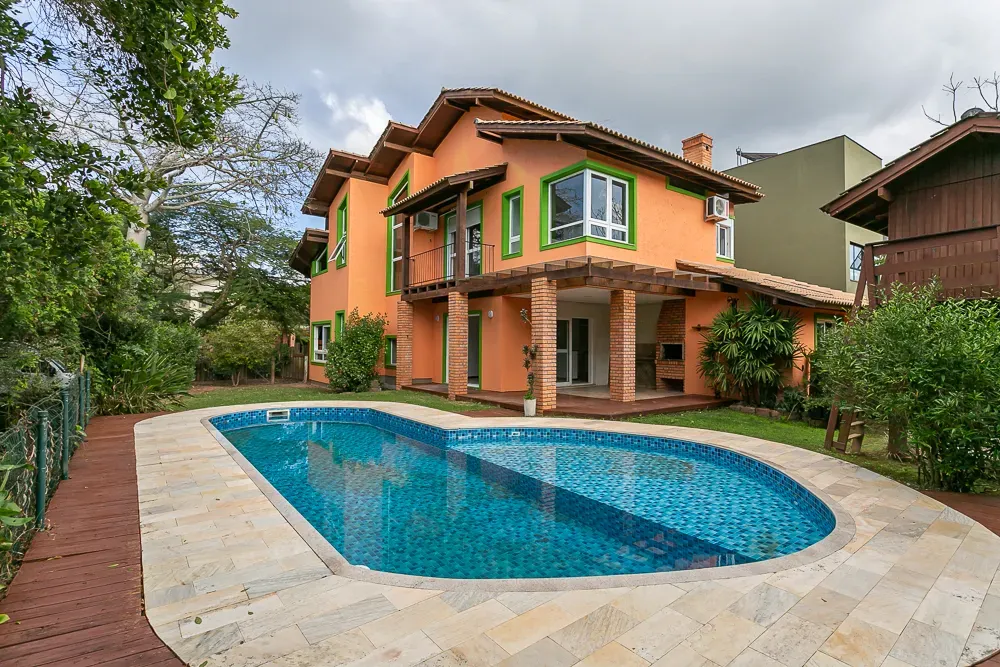 Ванна и 4 спальни: дом 350 м² — photo 7
