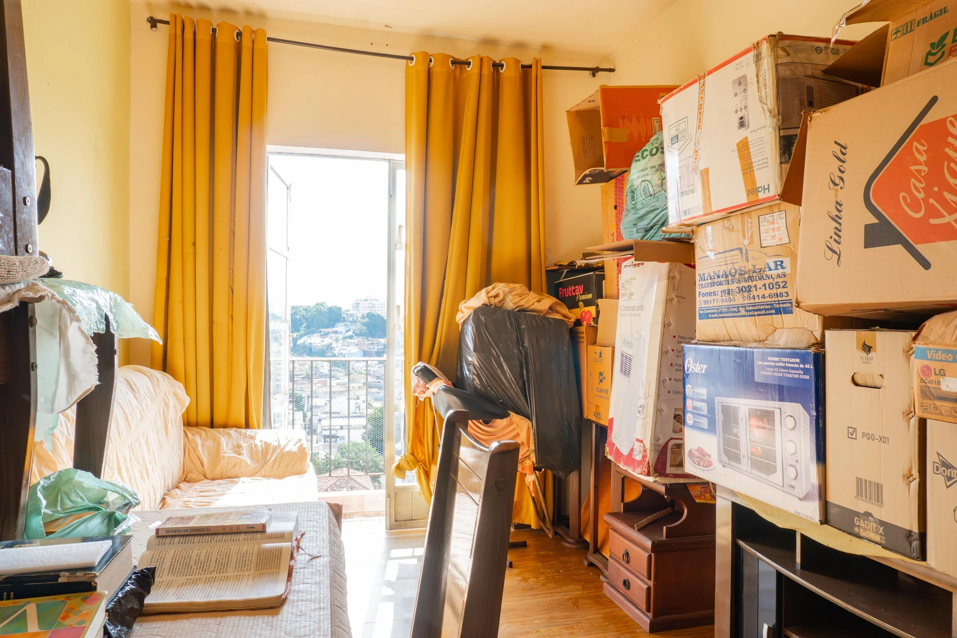 55 m² apartment with a mountain view and a home office — photo 12