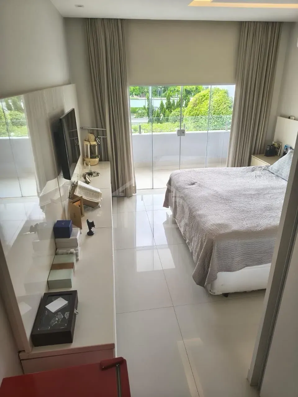 Furnished house with 4 bedrooms and 5 bathrooms — photo 8