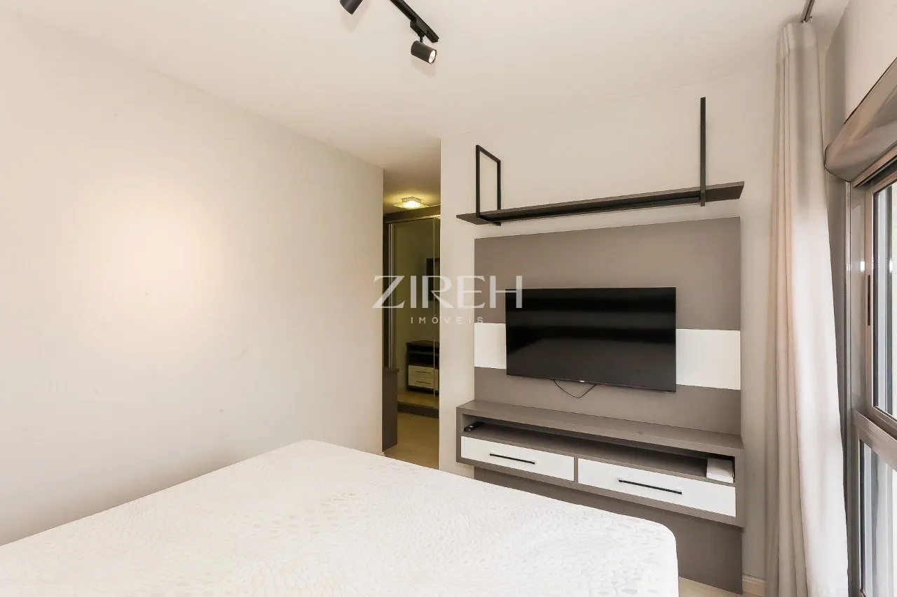 Furnished apartment with 3 bedrooms and 166 m² — photo 24
