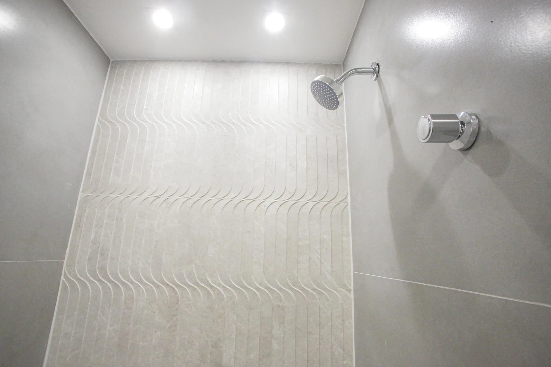 Apartamento de 3 quartos em condomínio com piscina — photo 31