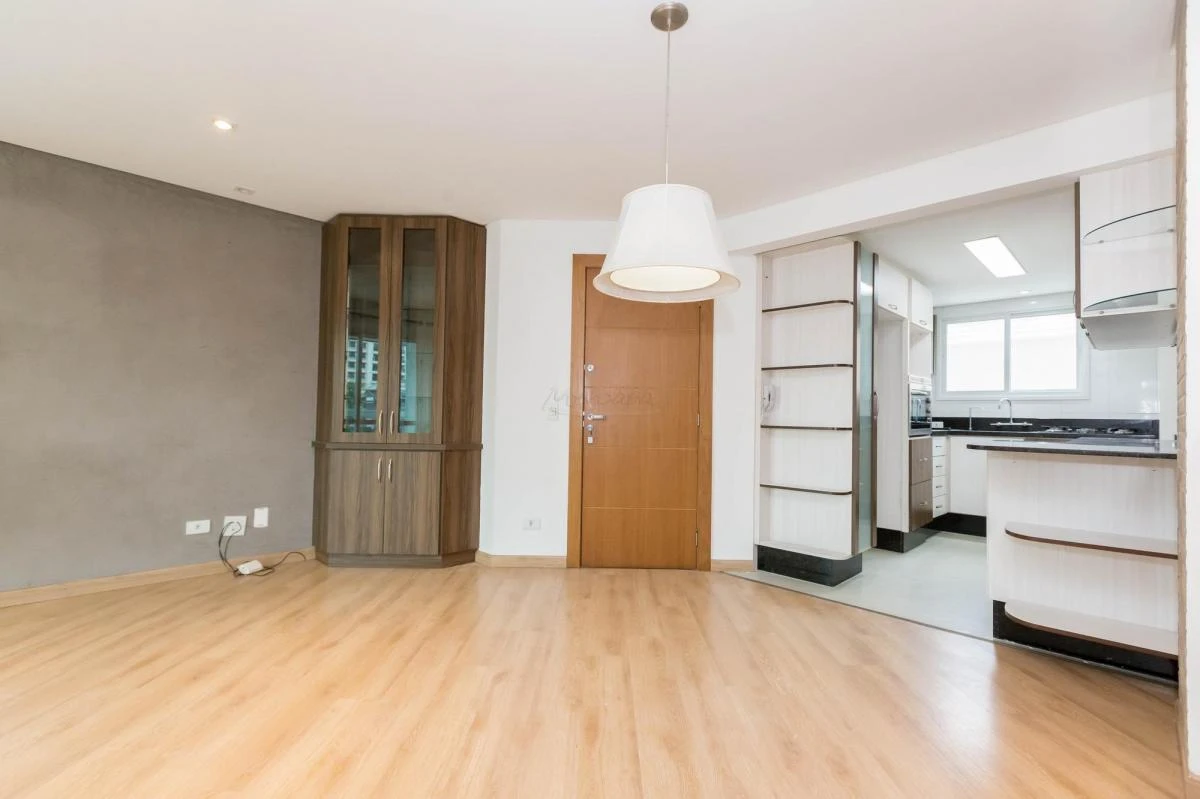 Apartment, 72 m², with a glass-enclosed balcony — photo 22