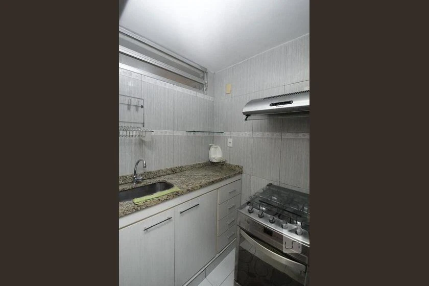 Furnished studio apartment with 1 bedroom — photo 17