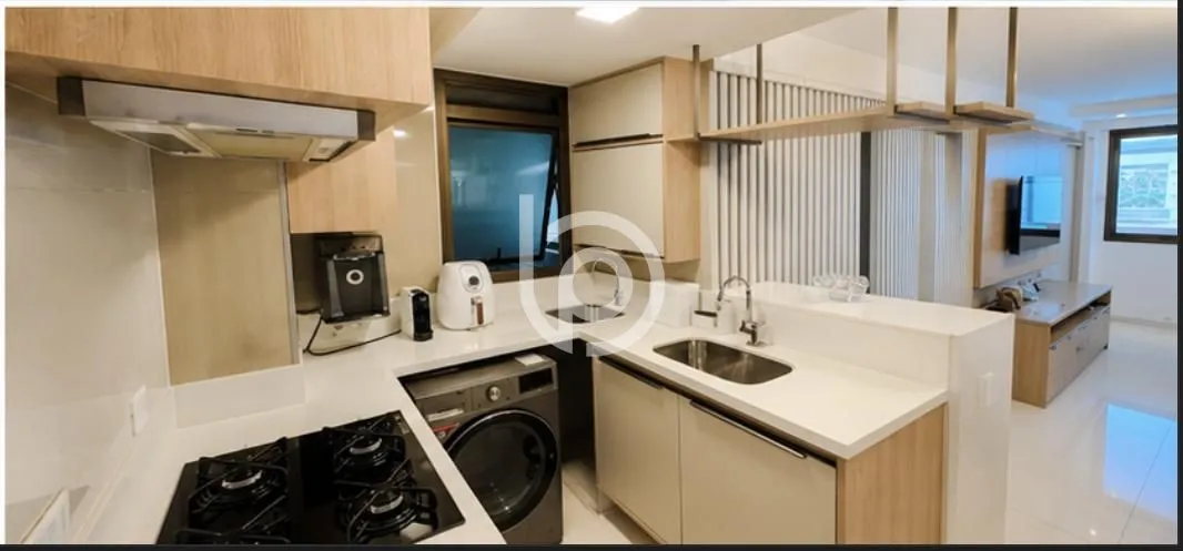 Furnished 2-bedroom apartment with 2 bathrooms and balcony — photo 17