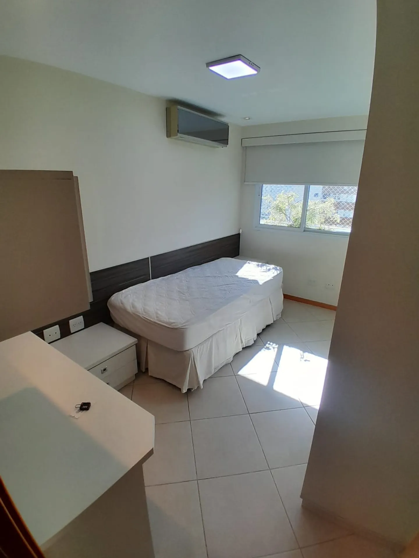 Apartment with 4 bedrooms, 3 bathrooms and built-in storage — photo 11