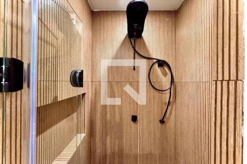 One-bedroom apartment with a washing machine — photo 29