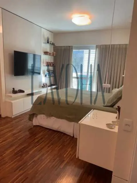 Apartamento mobiliado com 4 quartos e 5 banheiros — photo 12