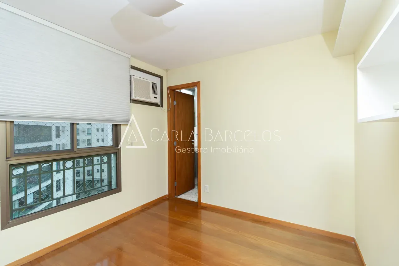 Apartamento com 4 quartos, 5 banheiros e 2 vagas — photo 17