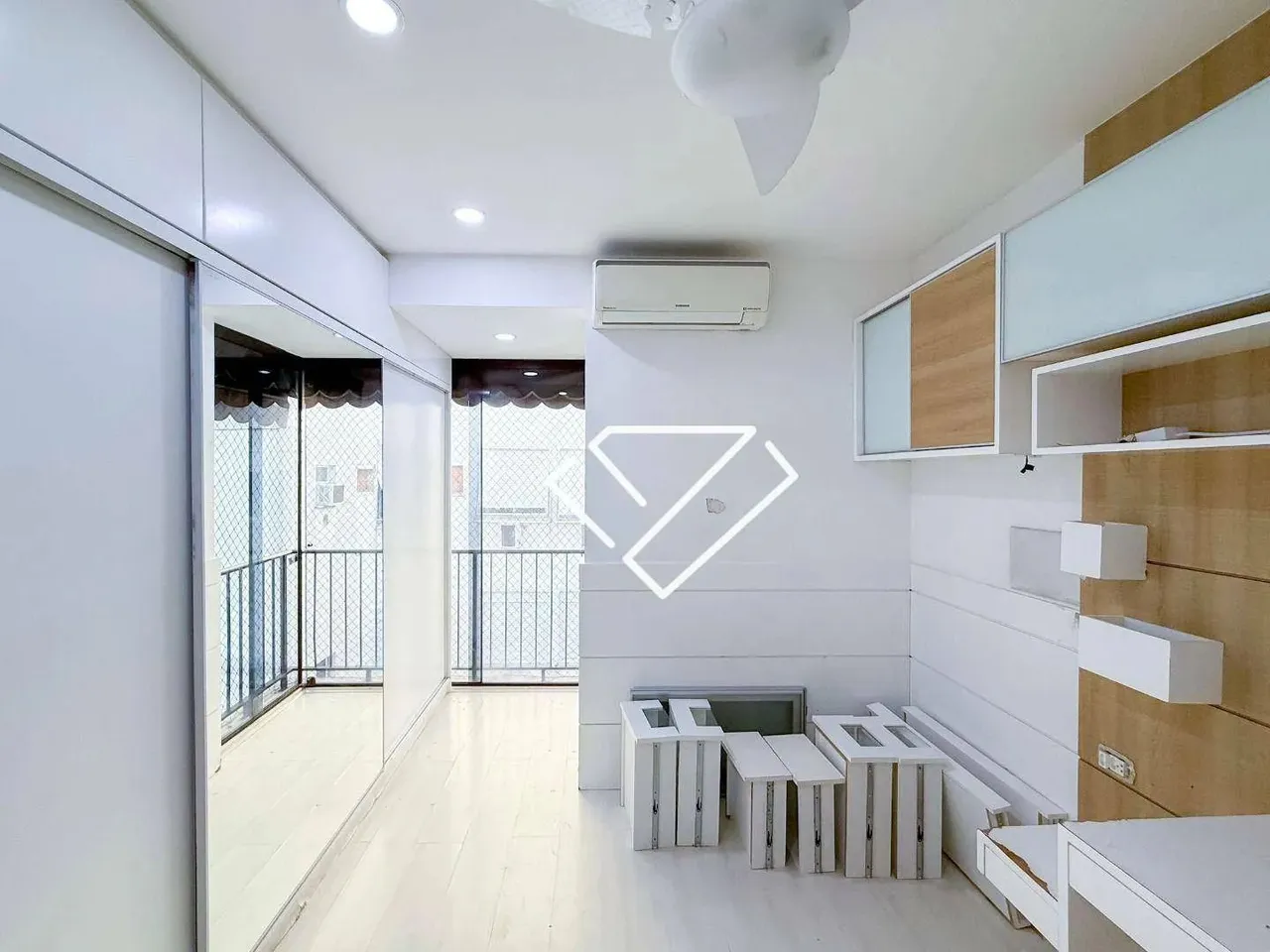 Apartamento com 4 quartos, 3 banheiros e varanda fechada — photo 14