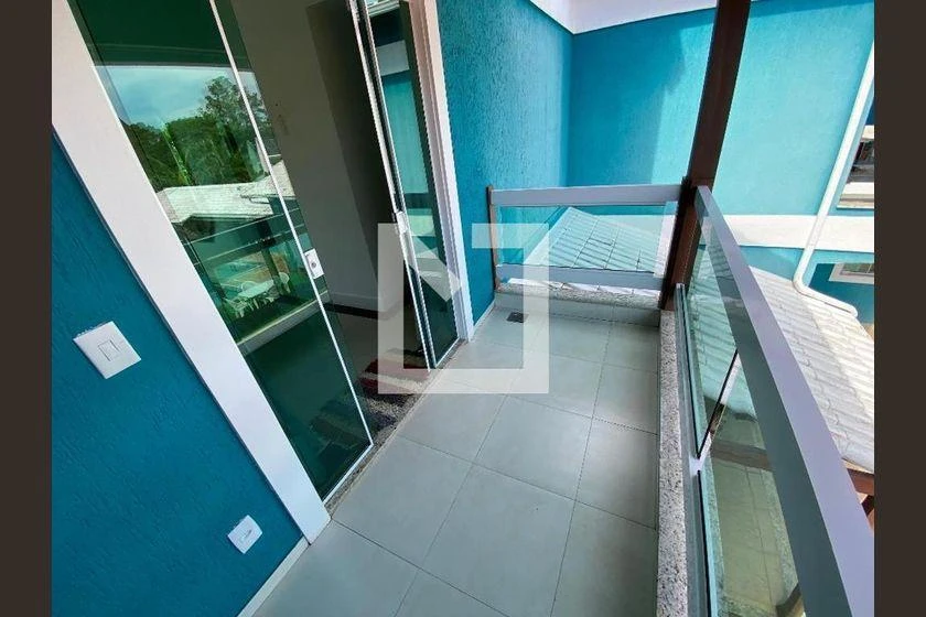 Unfurnished 4-bedroom house with 1000 m² and parking — photo 42