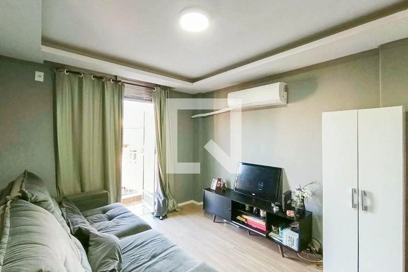 Furnished 50 m² apartment with 2 bedrooms and parking