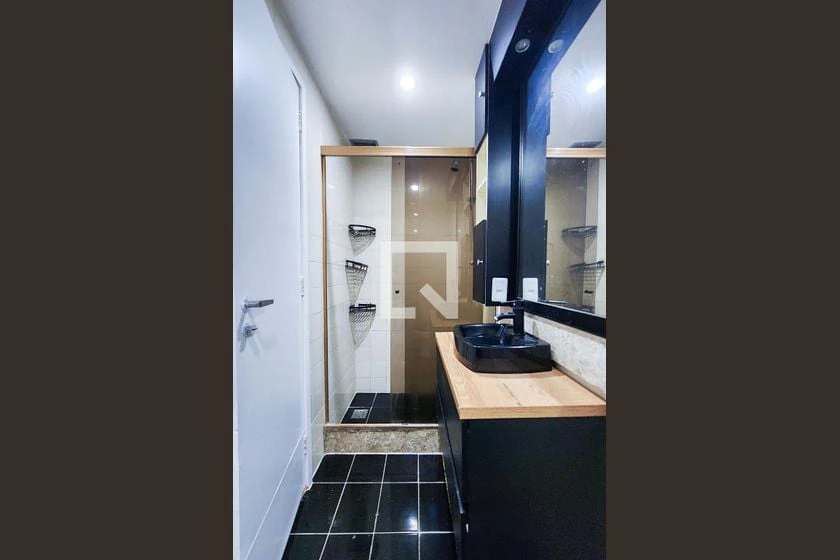 Apartamento de 2 quartos em condomínio com piscina — photo 46