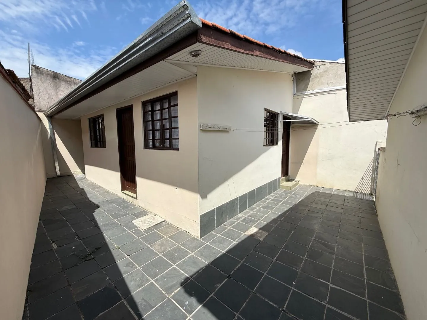 One-bedroom, 40 m² house in Curitiba — photo 9