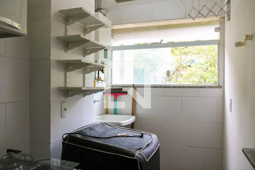 Apartamento mobiliado de 2 quartos em condomínio com piscina — photo 20