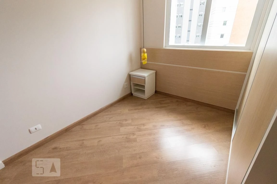 Bathtub in a 4-bedroom apartment, 255 m² — photo 15