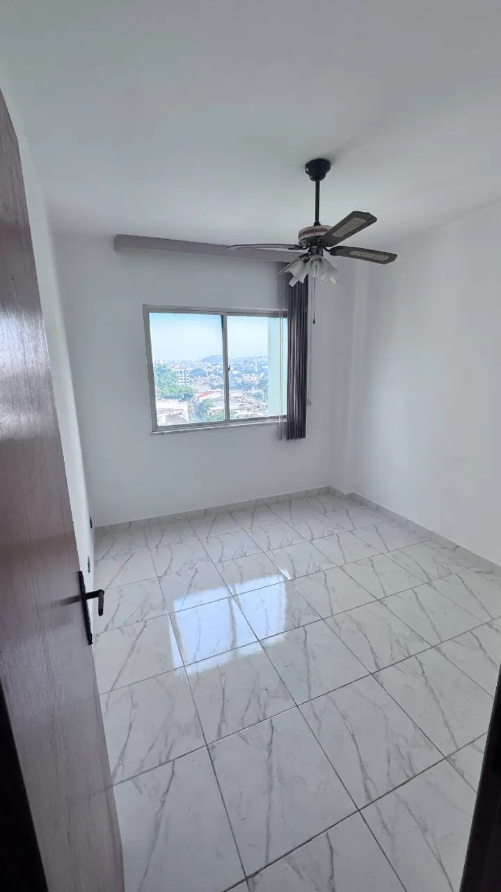 2-bedroom apartment in a building with a gym — photo 9