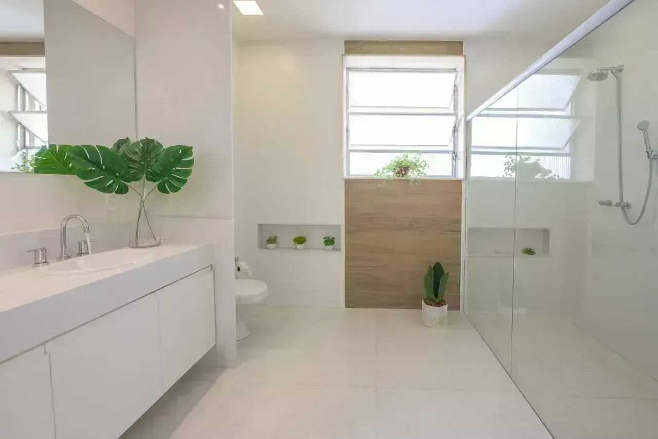 Unfurnished apartment with 4 bedrooms and 260 m² — photo 9