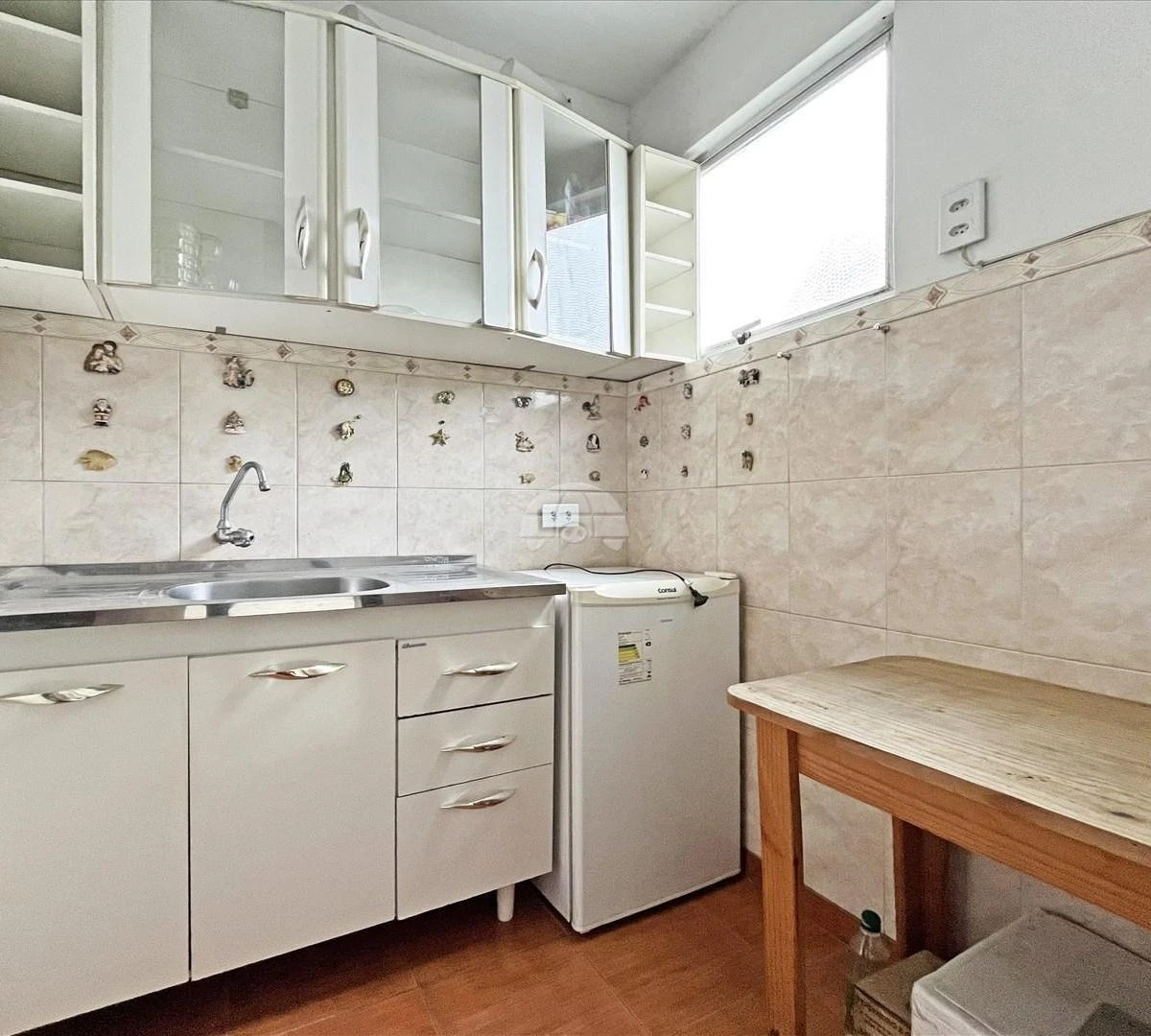 Departamento con piso de madera o laminado en Curitiba — photo 2