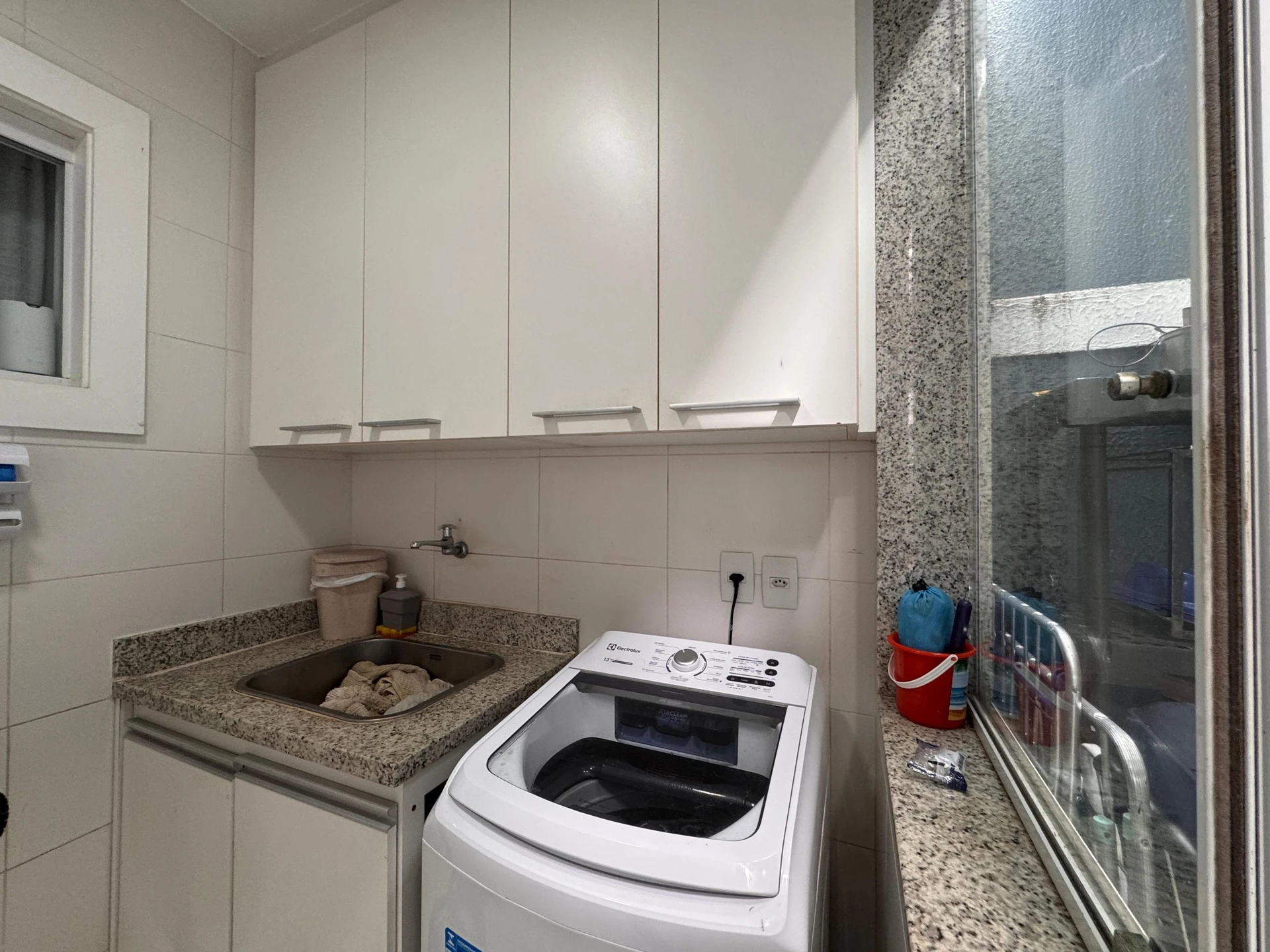 Furnished house, 550 m², with a bathtub — photo 35