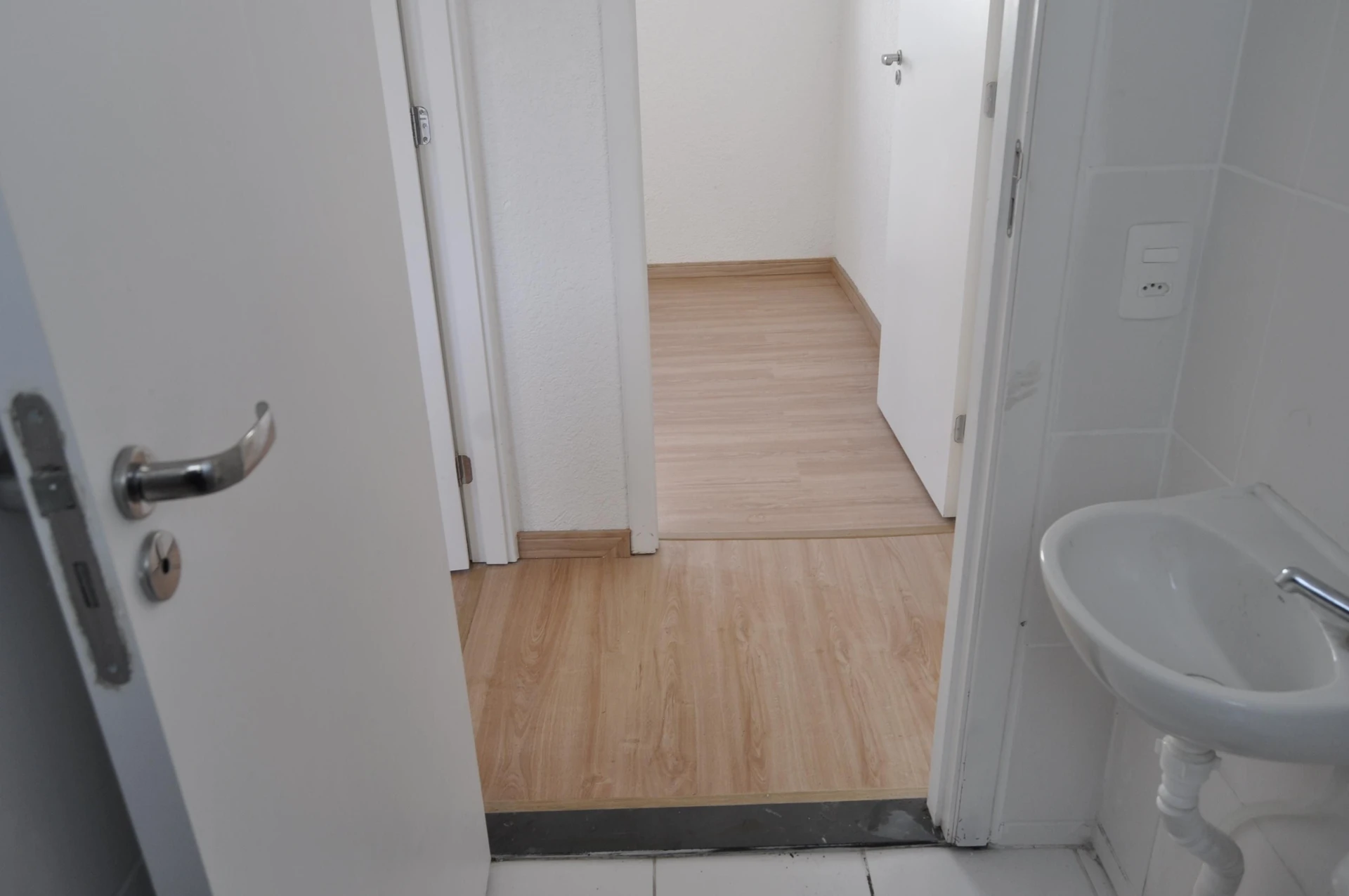 Apartment with 2 bedrooms, balcony and private garden — photo 32