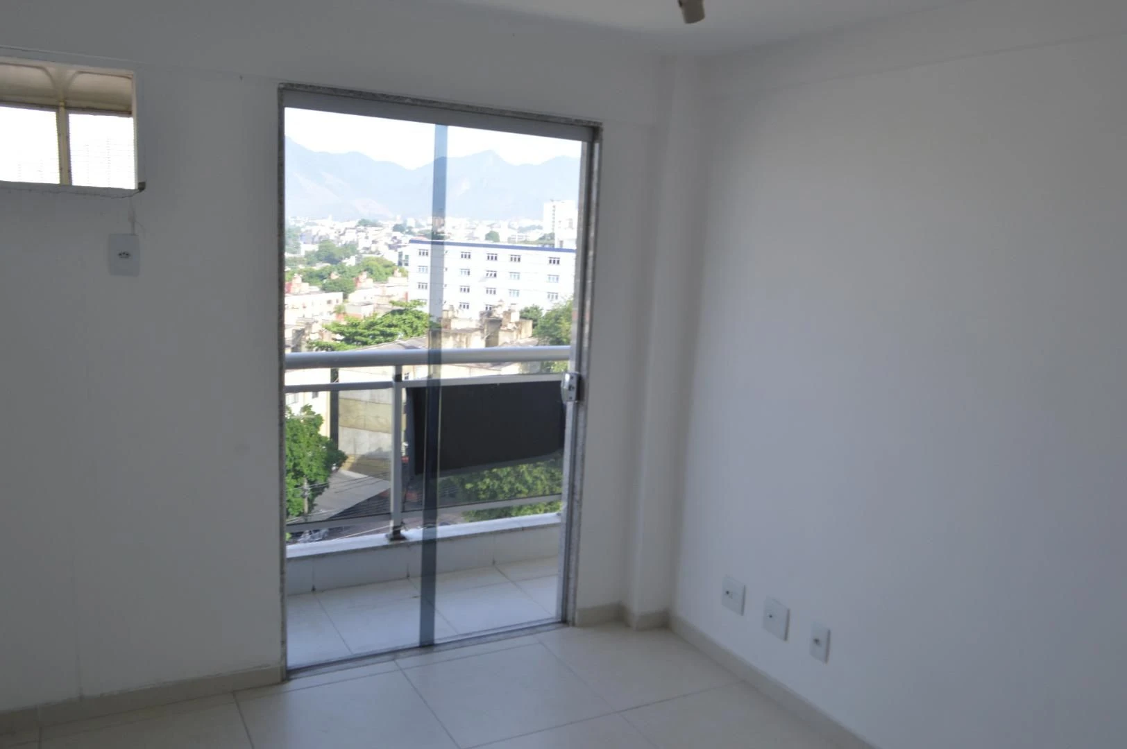 Apartment for rent with 4 bedrooms, 4 bathrooms and parking — photo 20