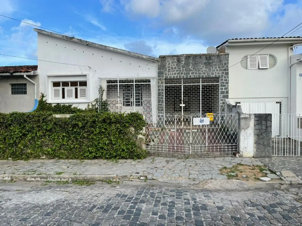 3-bedroom, 220 m² house in João Pessoa — photo 3
