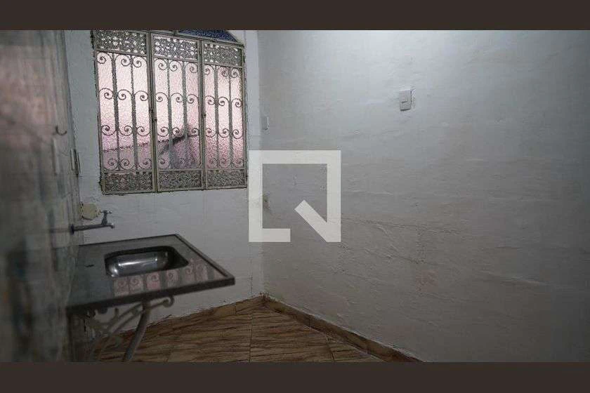 1-bedroom apartment with a balcony and 50 m² — photo 18