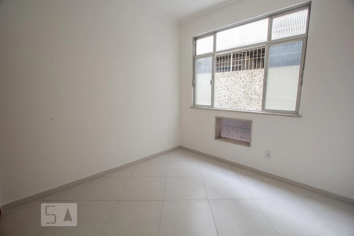 Apartamento de 3 habitaciones con jardín privado — photo 4