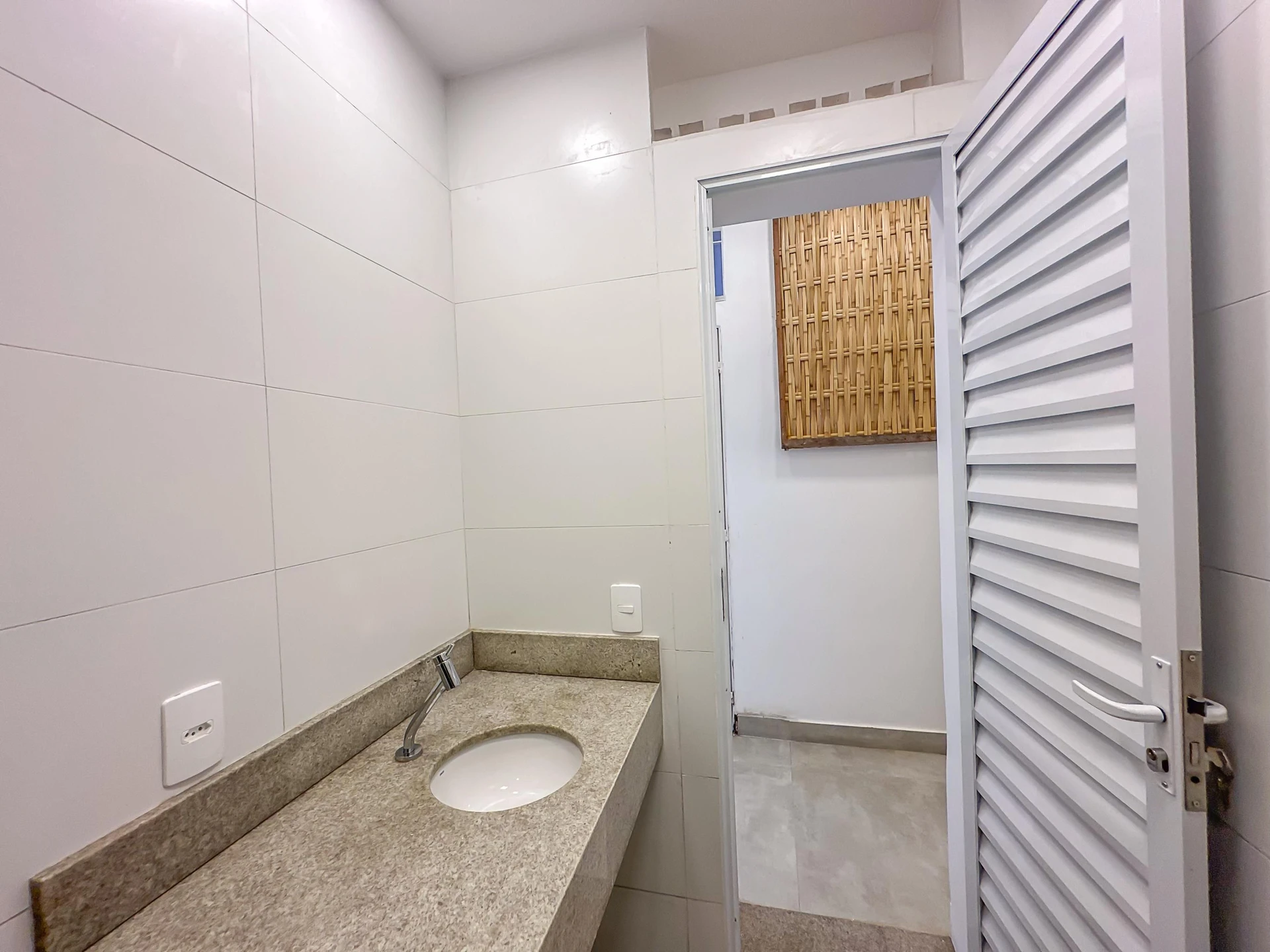 Casa com 3 quartos, sendo 1 suíte, e 1 vaga — photo 46