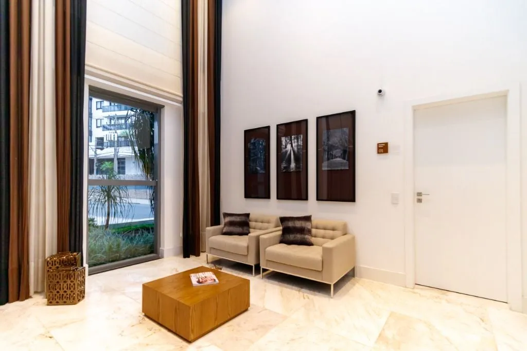 Apartamento com 3 quartos e 160 m², cozinha com fogão a gás — photo 26