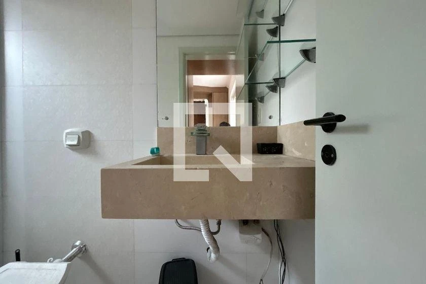 Furnished apartment, 108 m², with floor-to-ceiling windows — photo 10