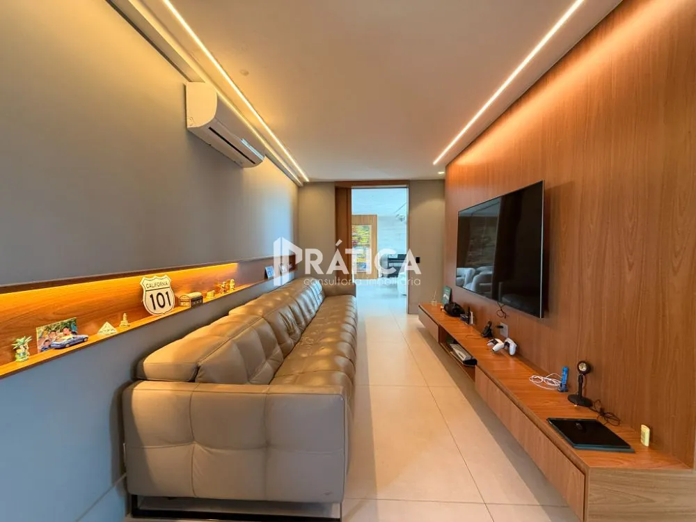 4-bedroom apartment with 5 bathrooms — photo 12