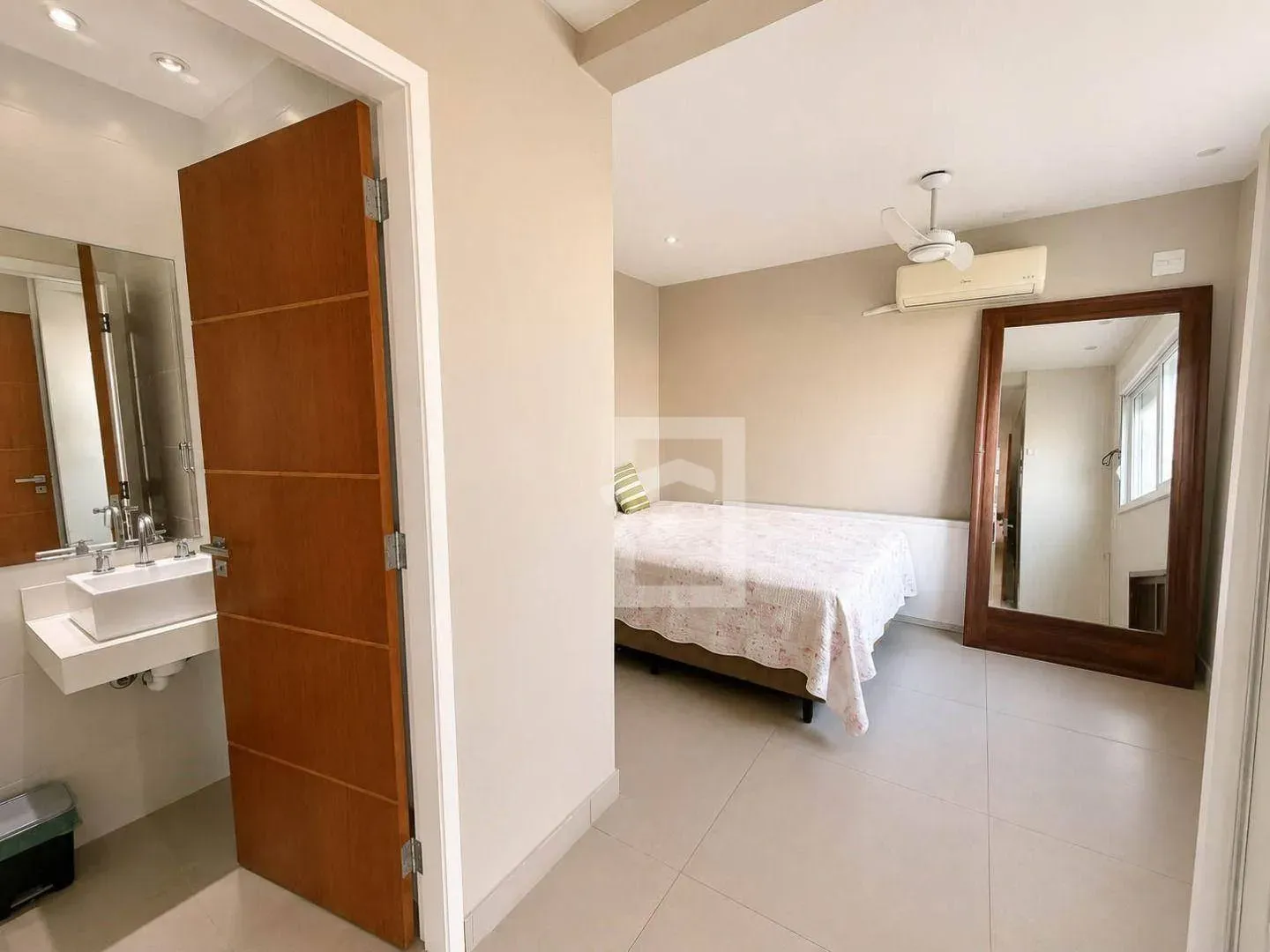 Furnished duplex penthouse with 3 bedrooms and 191 m² — photo 19