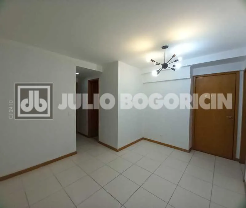 Apartamento com 2 dormitórios e lavanderia com máquina — photo 2