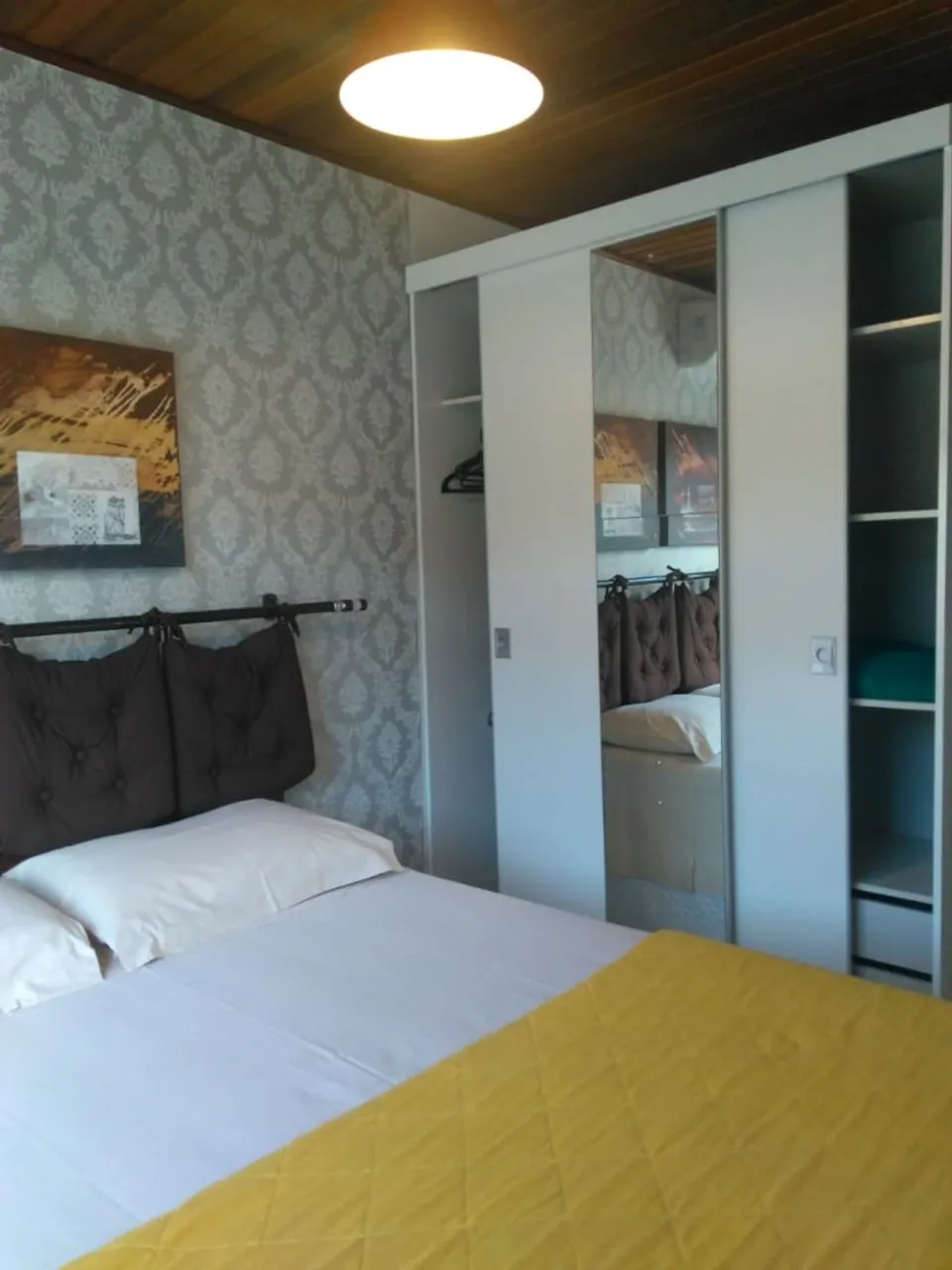 2-bedroom apartment with a mountain view in Florianópolis — photo 4