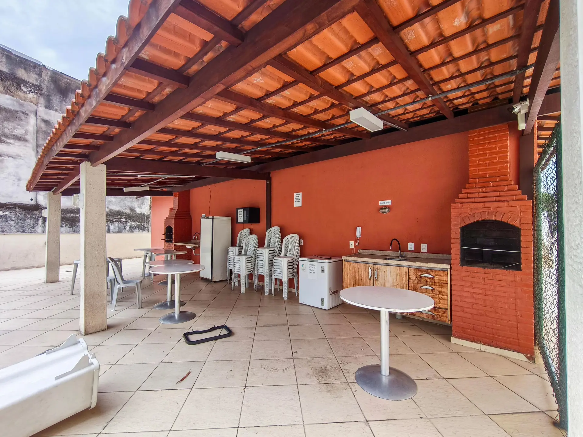 Apartamento de 2 quartos em condomínio com piscina — photo 20