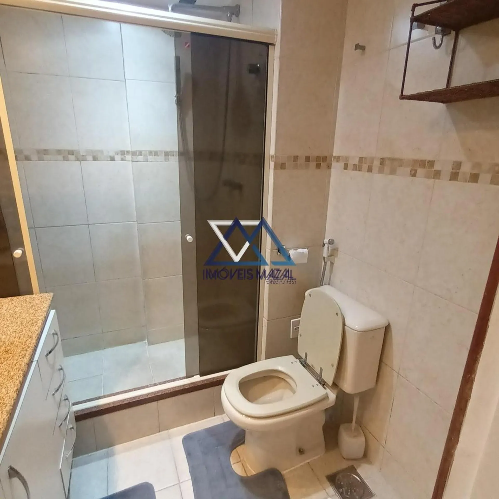 Квартира с 3 спальнями и застеклённым балконом — photo 24