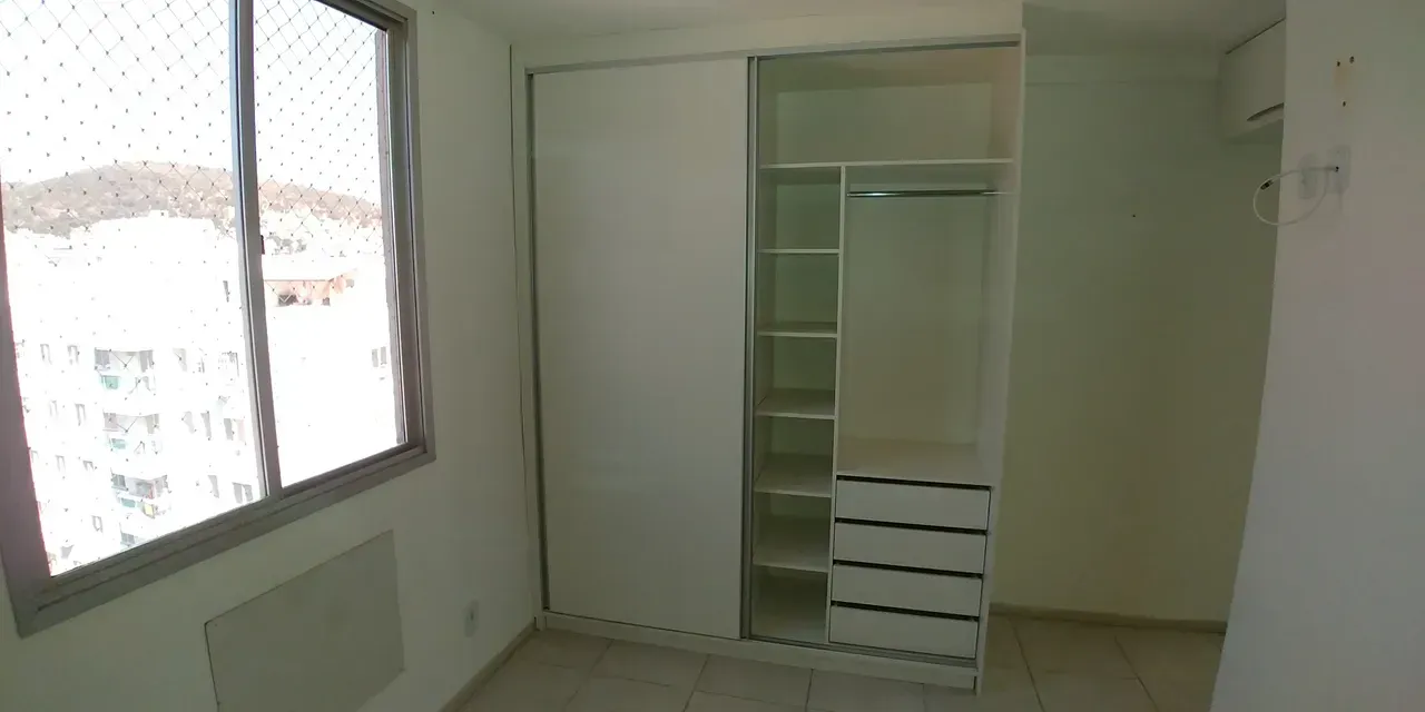 Unfurnished apartment with 3 bedrooms and 2 bathrooms — photo 4