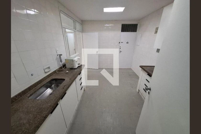 3-bedroom apartment with floor-to-ceiling windows — photo 20