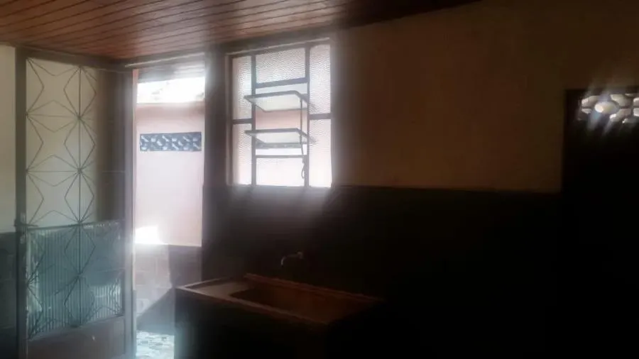 Unfurnished studio with kitchenette and 1 bathroom, no parking — photo 8