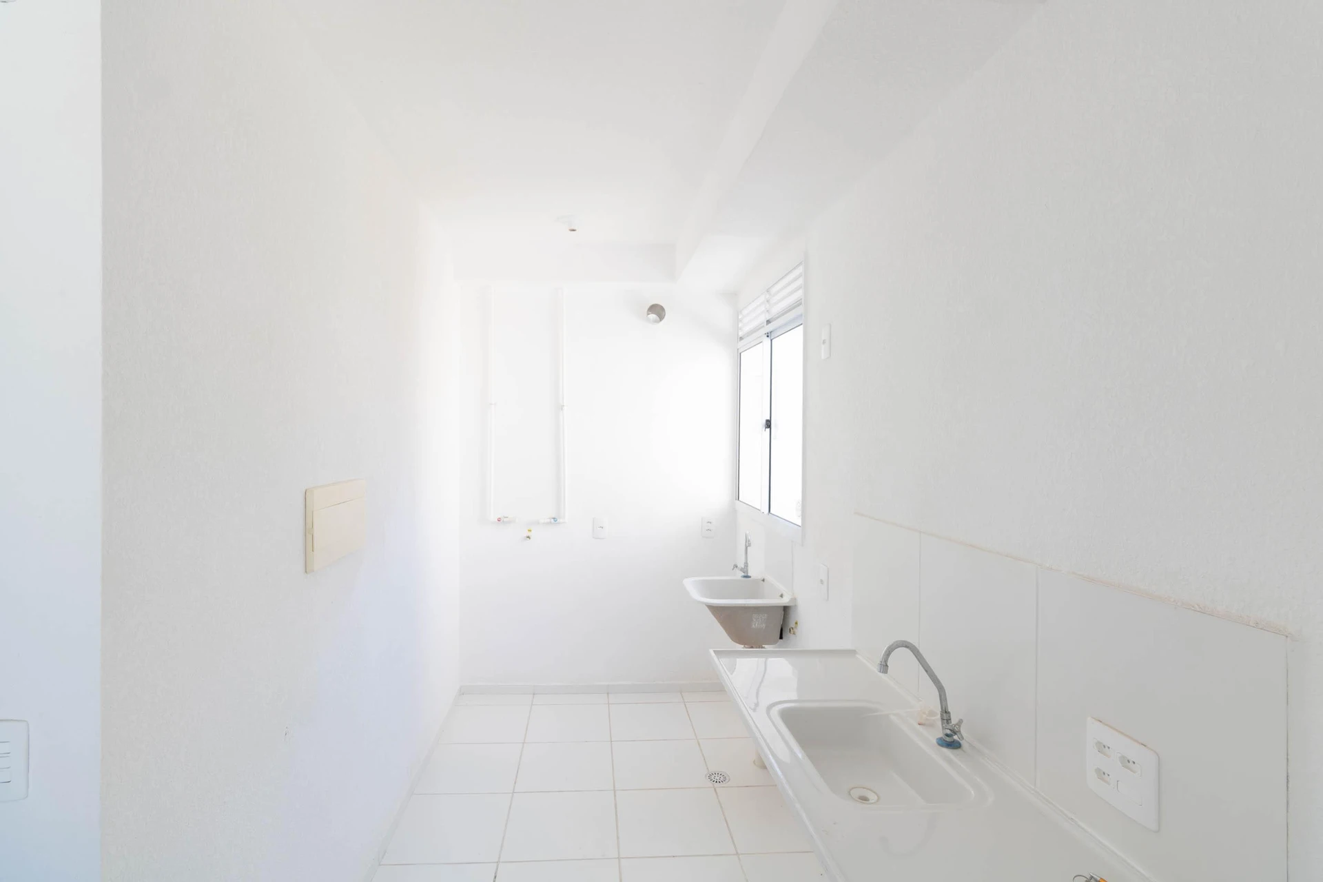 Apartamento de 2 dormitorios y baño con ducha de vidrio — photo 26