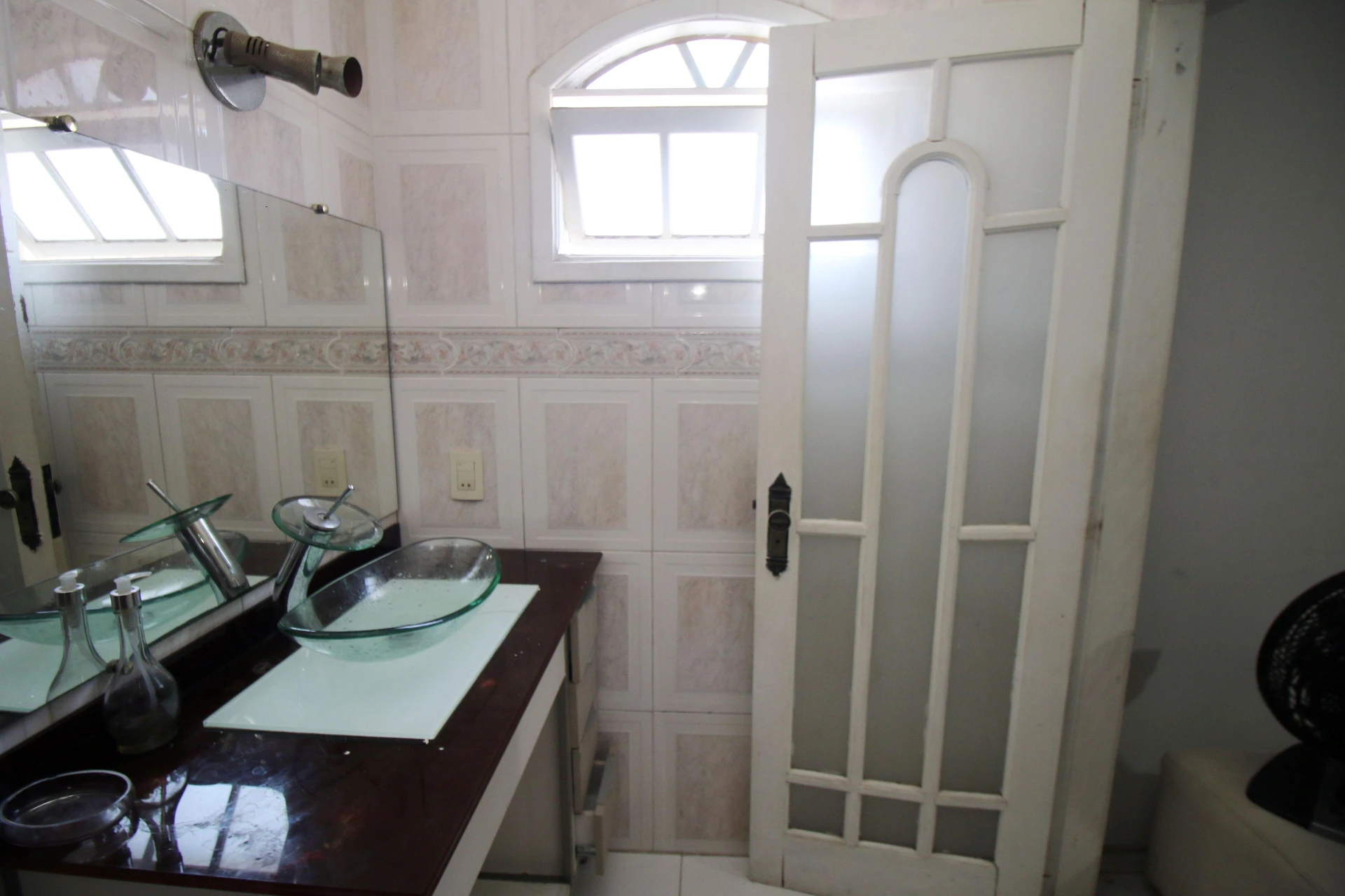 Rental house with 5 bedrooms and a private BBQ area — photo 45