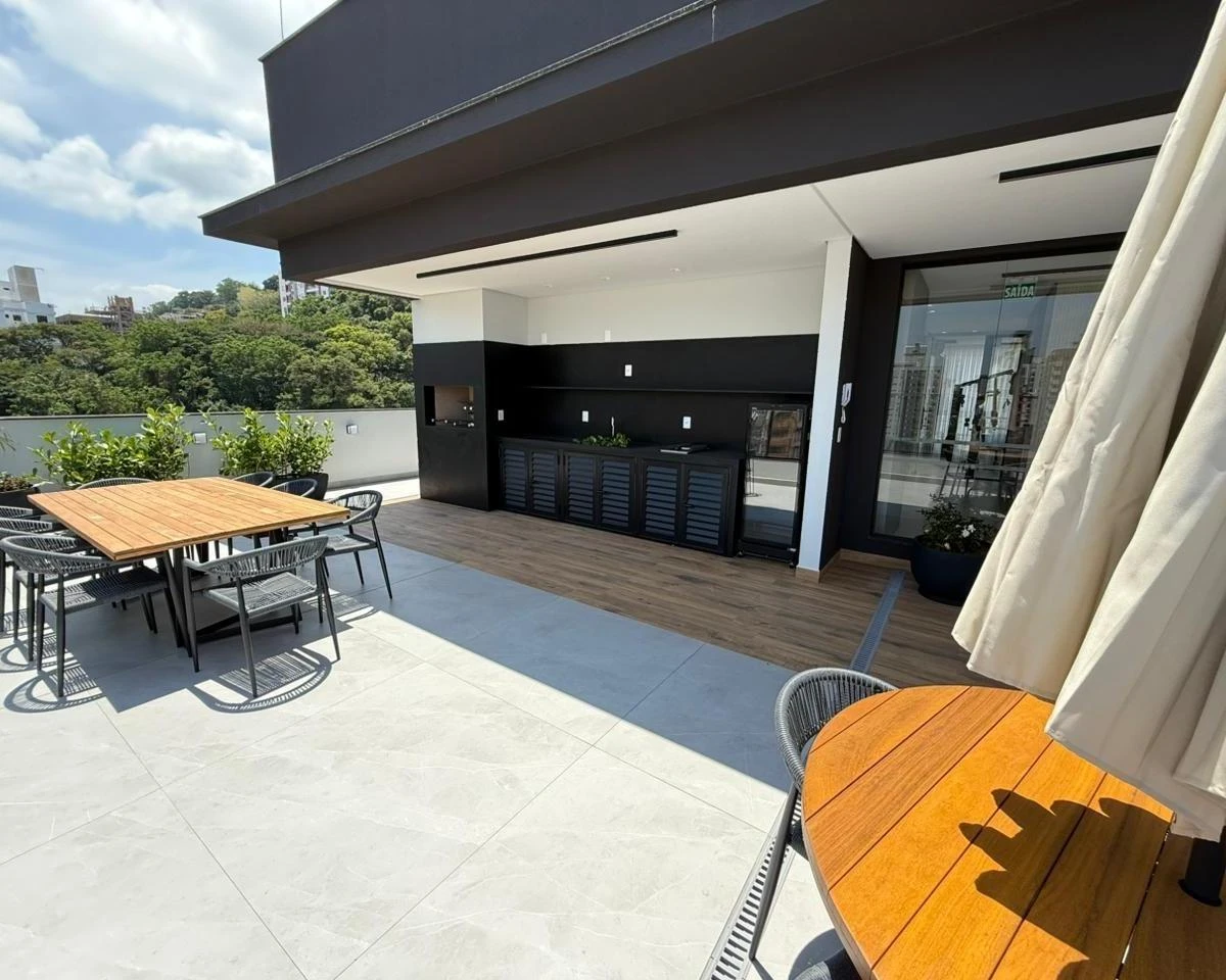 One-bedroom apartment with a grill on the balcony — photo 9