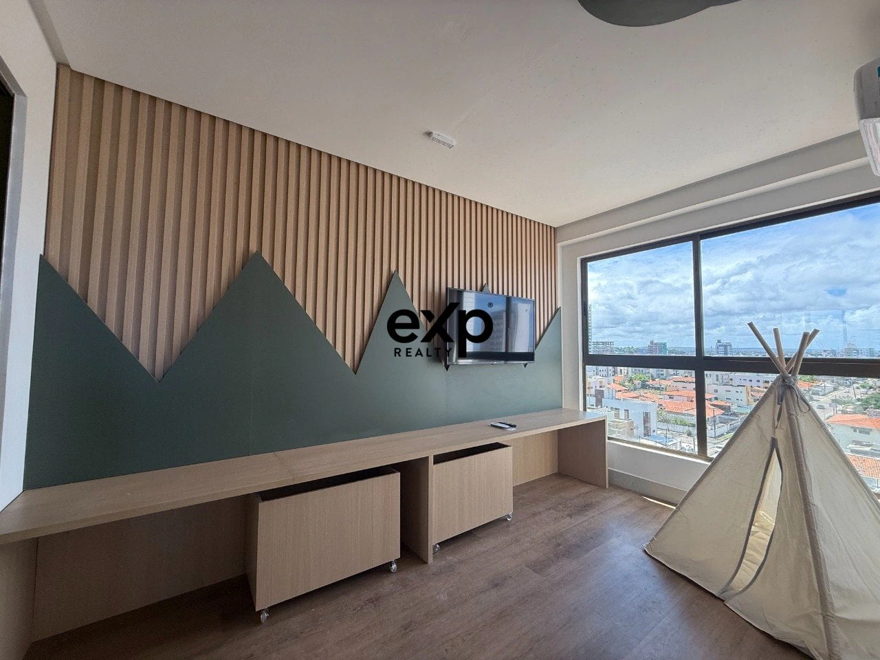 3-bedroom apartment, 2 with their own bathrooms, 76 m² — photo 5