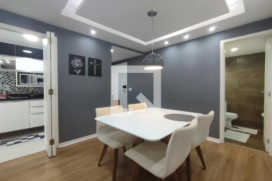 Apartamento de 89 m² com janelas do piso ao teto e closet — photo 61