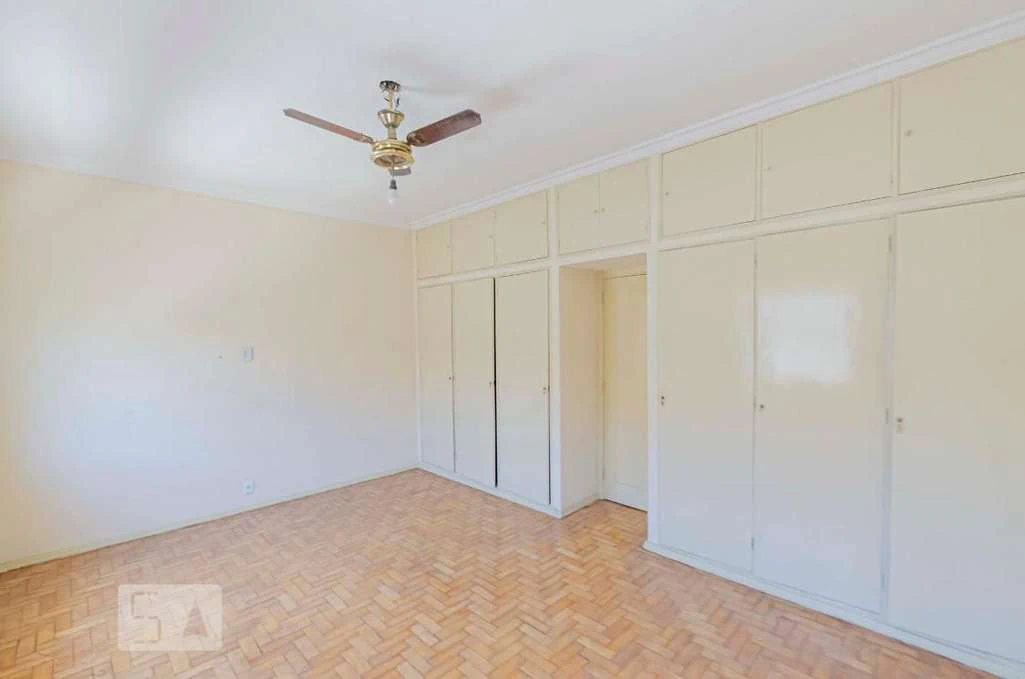 House with shared BBQ area and 5 bedrooms — photo 7