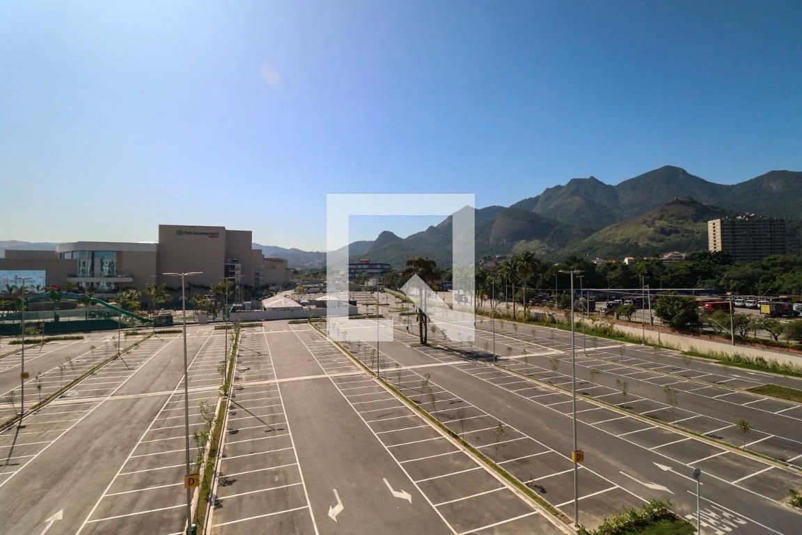 Apartamento sem mobília com 2 quartos e garagem — photo 20