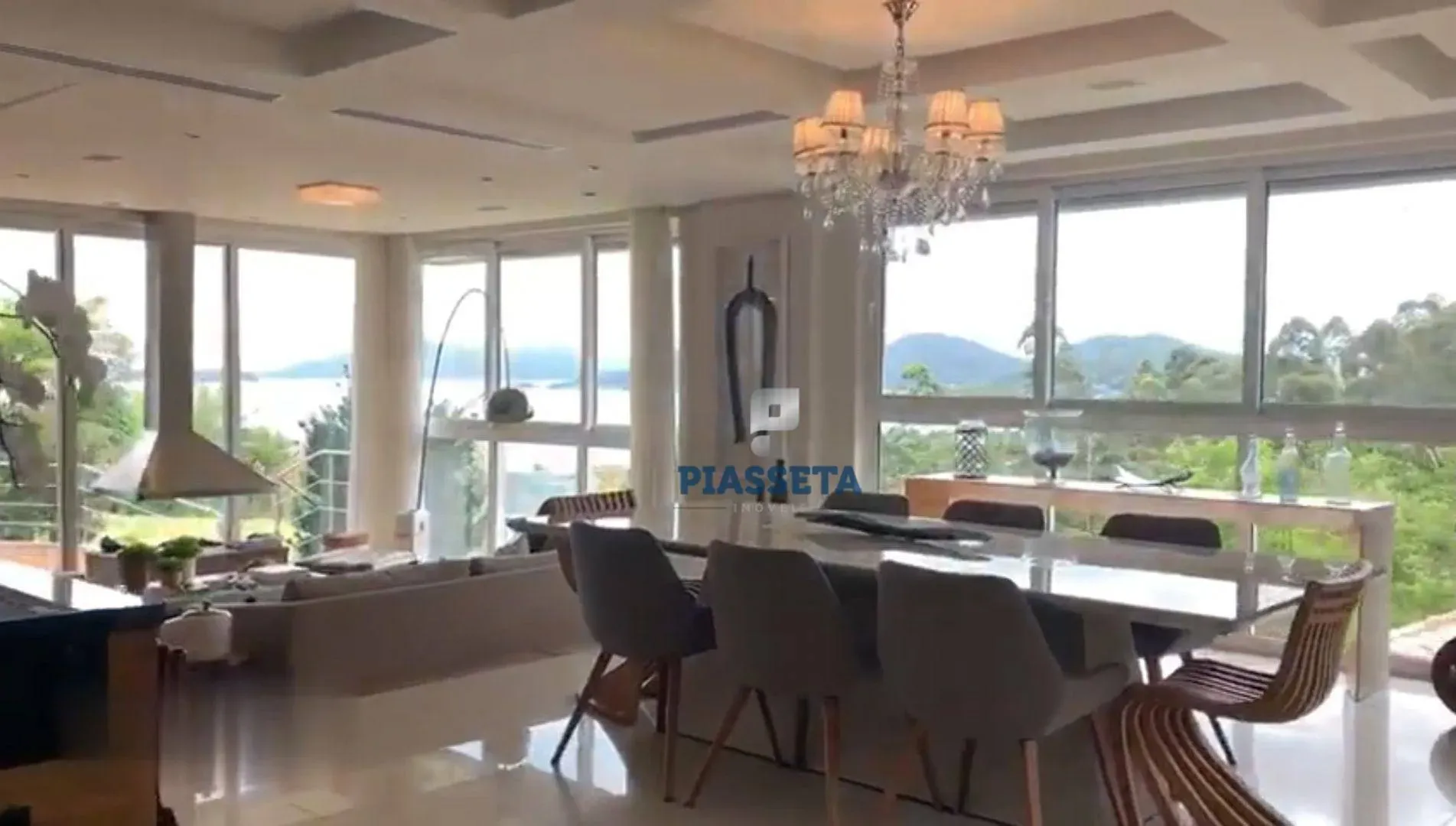 House with 4 en-suite bedrooms, 8 baths and 1800 m² — photo 7