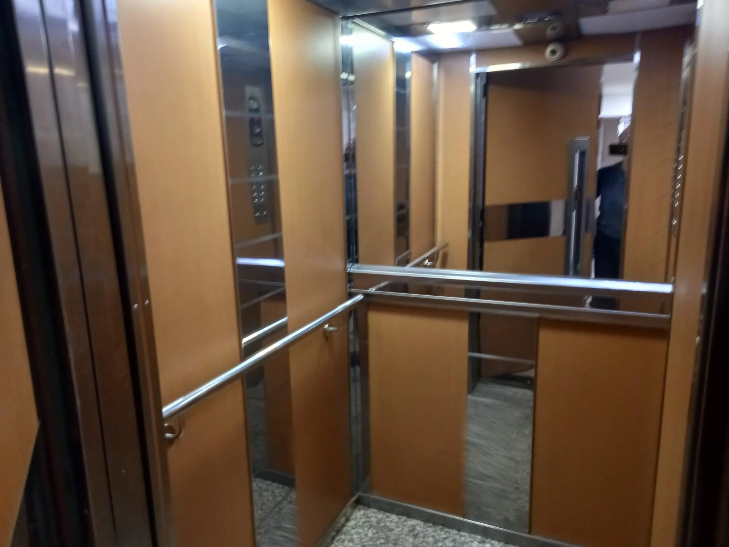 Apartamento sem mobília com 1 quarto e chuveiro elétrico — photo 15