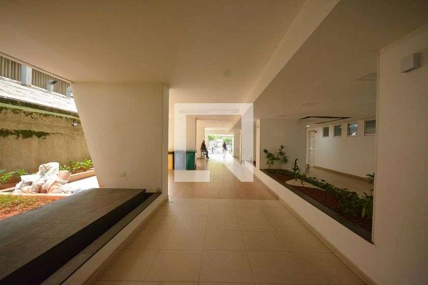 Apartamento de 1 quarto com vista de montanhas e água — photo 3